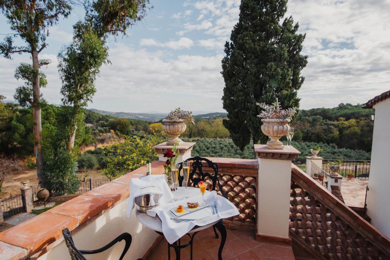 Masia Can Viver - Olive Oil Tourism B&B Bigues I Riells Exteriér fotografie