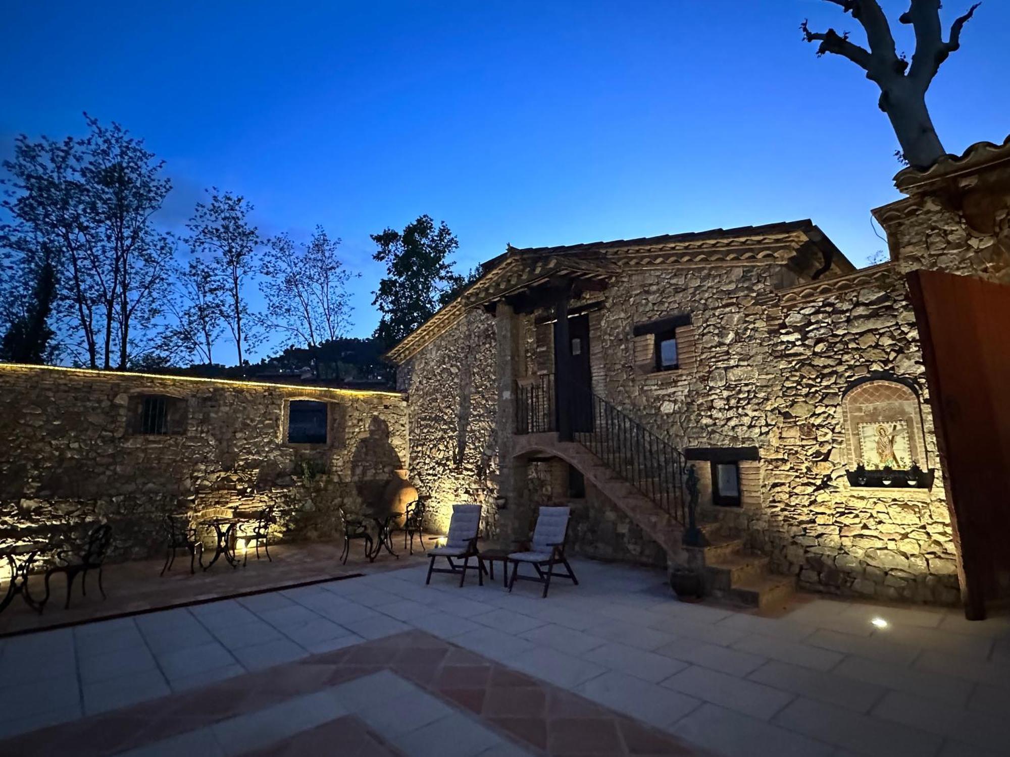 Masia Can Viver - Olive Oil Tourism B&B Bigues I Riells Exteriér fotografie