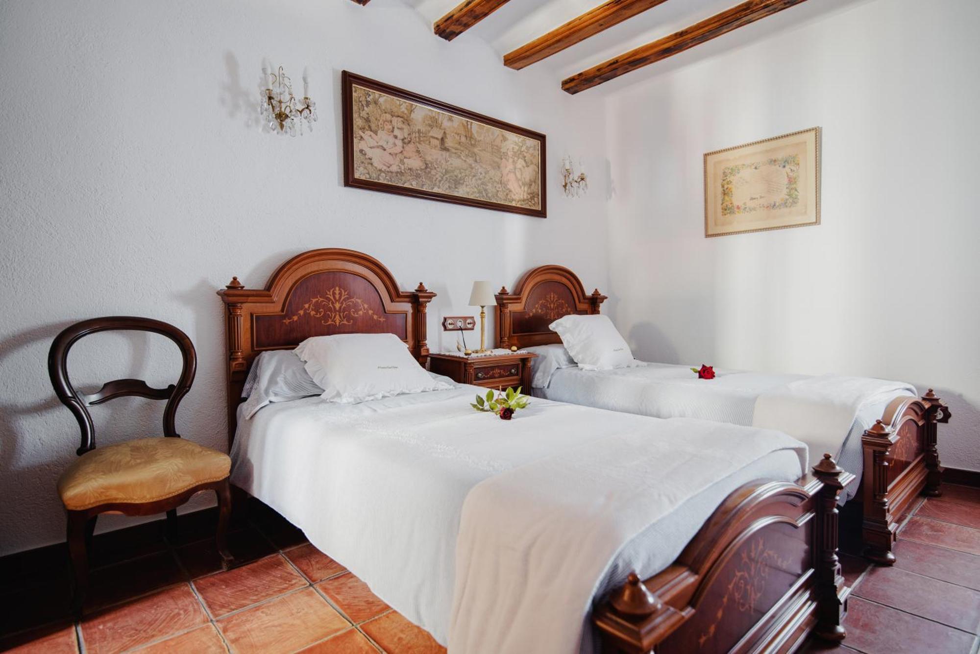 Masia Can Viver - Olive Oil Tourism B&B Bigues I Riells Pokoj fotografie